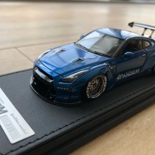 イグニッションモデル1/43 PANDEM R35 GT-R ブルーメタリック(ミニカー)