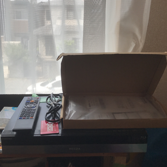 東芝 HDD&Blueray disc Recorder DBR-Z150