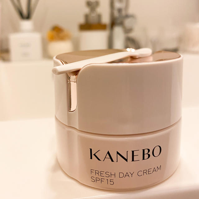Kanebo(カネボウ)のカネボウ　フレッシュデイクリーム　40ml コスメ/美容のスキンケア/基礎化粧品(フェイスクリーム)の商品写真