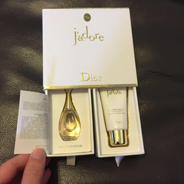 Dior(ディオール)のDIOR jadornセット コスメ/美容の香水(香水(女性用))の商品写真
