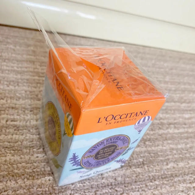 L'OCCITANE(ロクシタン)のロクシタン シアソープ ミルク ヴァーベナ ラベンダー コスメ/美容のボディケア(ボディソープ/石鹸)の商品写真