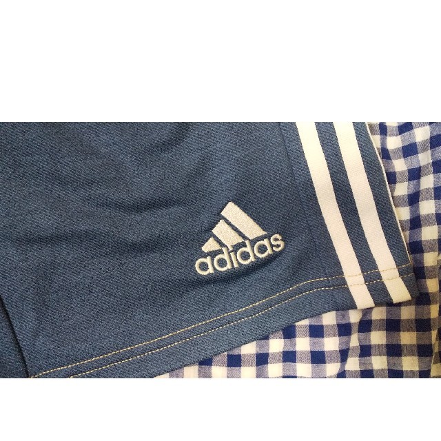 adidas(アディダス)のアディダス ハーフパンツ デニム調ジャージ 160cm キッズ/ベビー/マタニティのキッズ服女の子用(90cm~)(パンツ/スパッツ)の商品写真