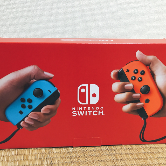 Nintendo Switch(ニンテンドースイッチ)の新品 Nintendo Switch 任天堂スイッチ 本体　グレー ニンテンドー エンタメ/ホビーのゲームソフト/ゲーム機本体(家庭用ゲーム機本体)の商品写真