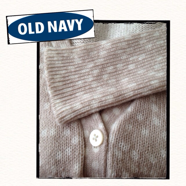 Old Navy(オールドネイビー)のOldNavy ドット柄カーデ★送料込 レディースのトップス(カーディガン)の商品写真