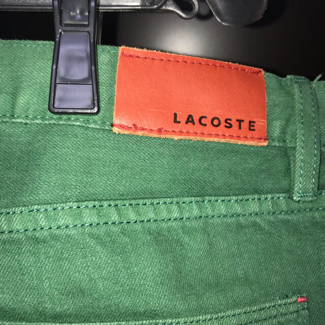 LACOSTE(ラコステ)の冬には値上げします！　お早めに！デニムパンツ ラコステ　LACOSTE メンズのパンツ(デニム/ジーンズ)の商品写真