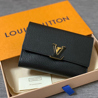 ルイヴィトン(LOUIS VUITTON)のヴィトン　お財布　カプシーヌ(財布)