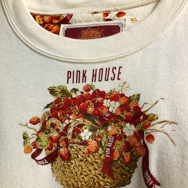 PINK HOUSE(ピンクハウス)の【最終お値下げ中】ピンクハウス　籠いちごのトレーナー レディースのトップス(トレーナー/スウェット)の商品写真
