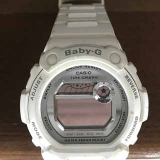 ベビージー(Baby-G)のbaby-G 白　電池切れ(腕時計)