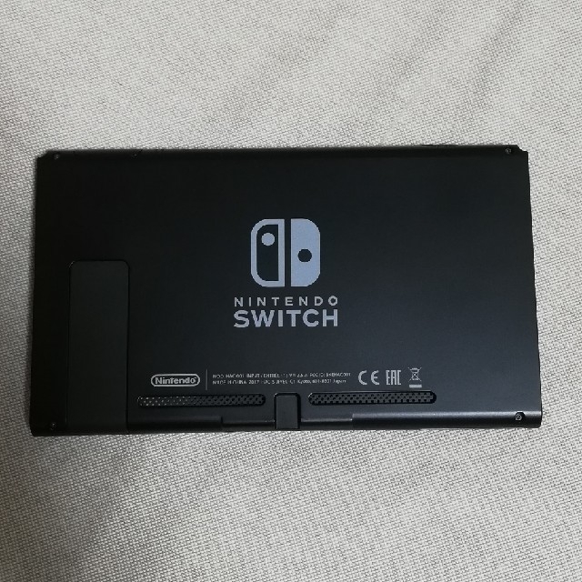 家庭用ゲーム機本体Nintendo Switch 本体