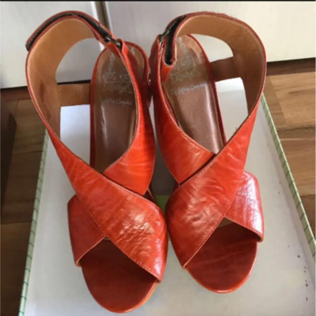 ジェフリーキャンベル JEFFREY CAMPBELL ウェッジサンダル | フリマアプリ ラクマ 【2022 ジェフリーキャンベルのウェッジサンダル サンダル