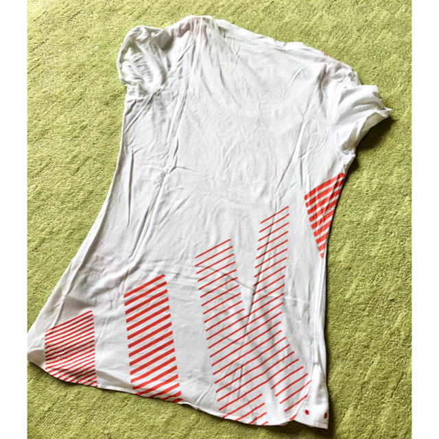 NIKE(ナイキ)のNike Tシャツ レディースのトップス(Tシャツ(半袖/袖なし))の商品写真