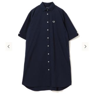 レイビームス(Ray BEAMS)のFRED PERRY × Ray BEAMS / 別注 シャツ ワンピース(ひざ丈ワンピース)