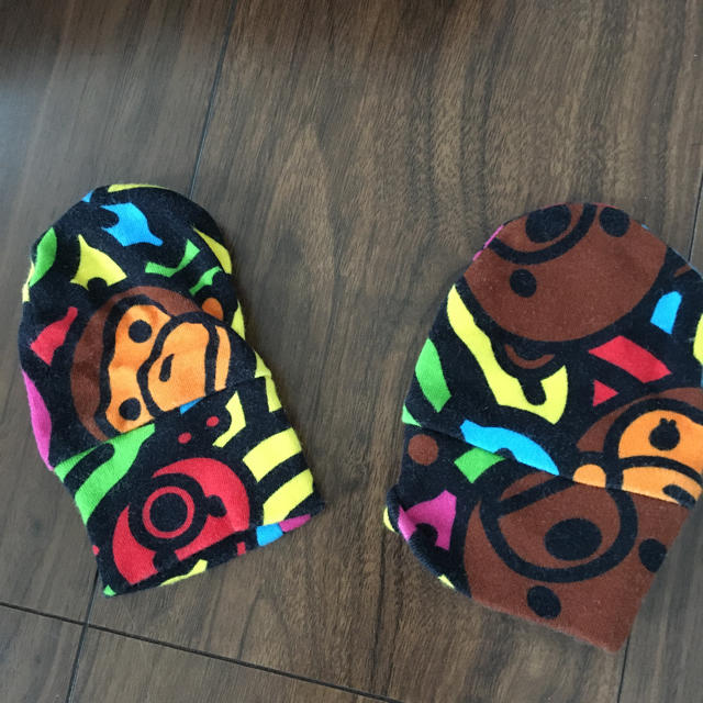 A BATHING APE(アベイシングエイプ)のBAPE KIDS 新生児スタイ、帽子、手袋セット キッズ/ベビー/マタニティのこども用ファッション小物(ベビースタイ/よだれかけ)の商品写真