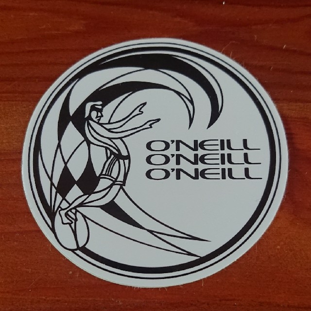 O'NEILL(オニール)の【オニ－ル】クラッシックステッカー スポーツ/アウトドアのスポーツ/アウトドア その他(サーフィン)の商品写真