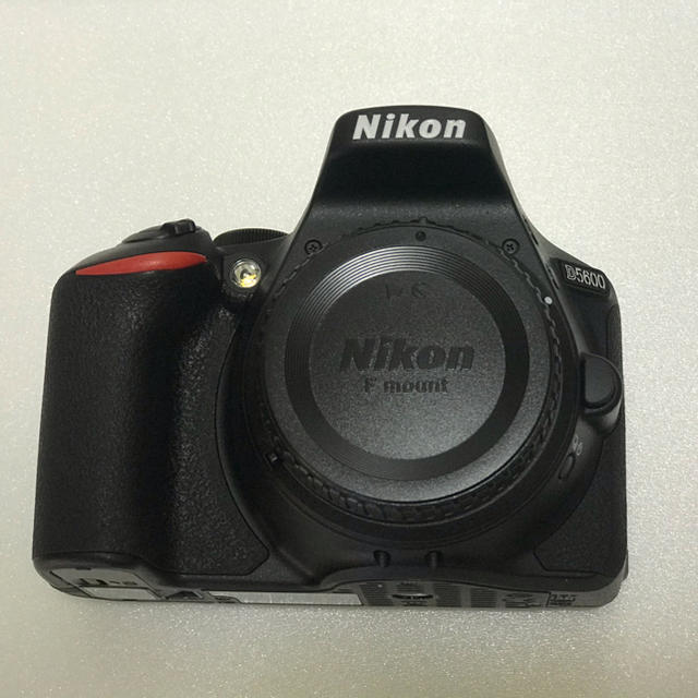 Nikon - Nikon D5600 ボディ