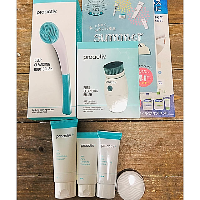 proactiv(プロアクティブ)の【新品・未使用】☆ブラシ2点付☆プロアクティブ3ステップ（30日サイズ） コスメ/美容のキット/セット(サンプル/トライアルキット)の商品写真