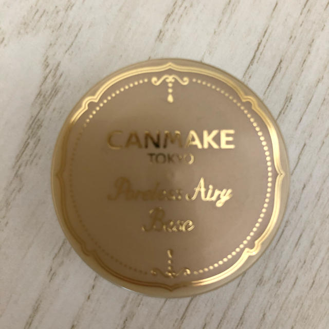 CANMAKE(キャンメイク)のキャンメイク　ポアレスエアリーペース　01 コスメ/美容のベースメイク/化粧品(化粧下地)の商品写真