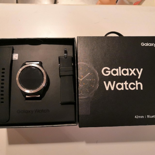 Galaxy(ギャラクシー)のGALAXY WATCH 42mm スマートウォッチ メンズの時計(腕時計(デジタル))の商品写真