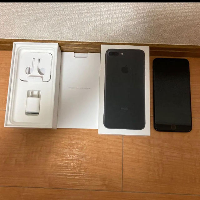 iPhone7 Plus JetBlack 256GB SIMフリー