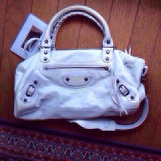 バレンシアガ(BALENCIAGA)のバレンシアガ ツィギー(ショルダーバッグ)