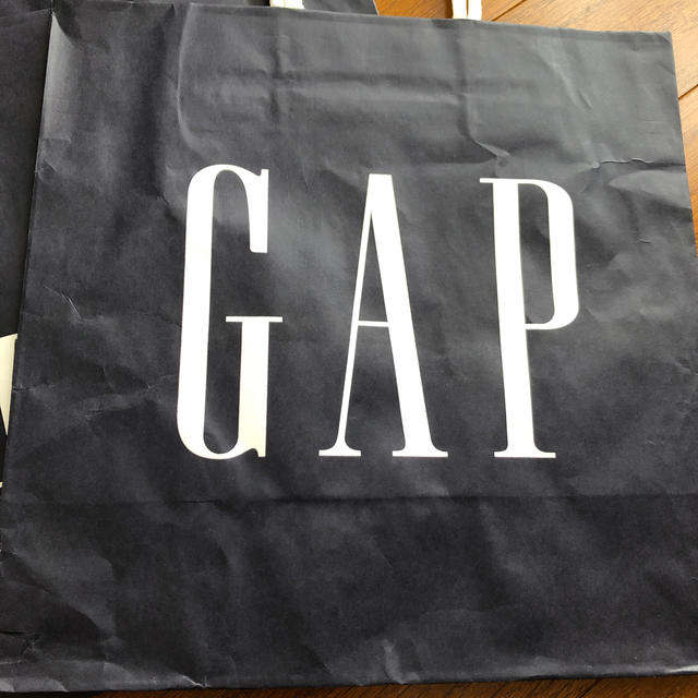 GAP(ギャップ)のGAPショップ袋　3枚セット(*´∇｀*) レディースのバッグ(ショップ袋)の商品写真