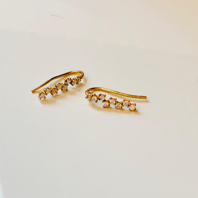 ZARA(ザラ)のZARA ピアス　ジルコニア付きダングルピアス レディースのアクセサリー(ピアス)の商品写真