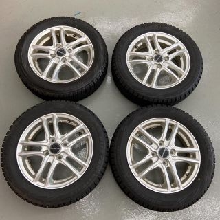 ブリヂストン(BRIDGESTONE)のホンダN-BOXカスタムスタッドレスタイヤ155/65R14 JF3軽自動車用(タイヤ・ホイールセット)