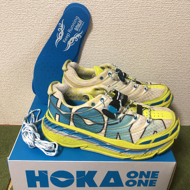 HOKAレディーススニーカー