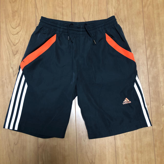 adidas(アディダス)のアディダス  半パン キッズ/ベビー/マタニティのキッズ服男の子用(90cm~)(パンツ/スパッツ)の商品写真