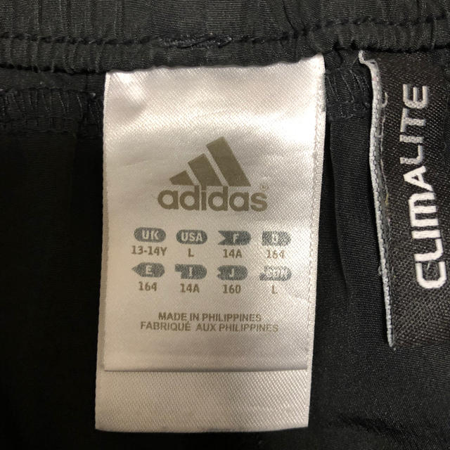 adidas(アディダス)のアディダス  半パン キッズ/ベビー/マタニティのキッズ服男の子用(90cm~)(パンツ/スパッツ)の商品写真