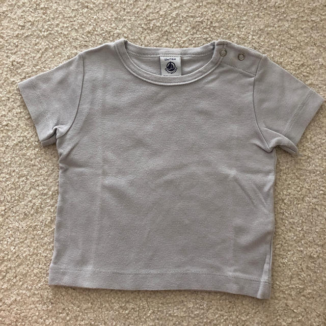 PETIT BATEAU(プチバトー)のpetit bateau Tシャツ キッズ/ベビー/マタニティのベビー服(~85cm)(Ｔシャツ)の商品写真