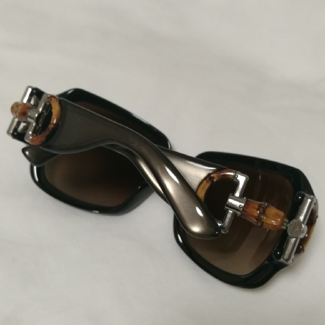 Gucci(グッチ)のGUCCI サングラス　バンブー レディースのファッション小物(サングラス/メガネ)の商品写真