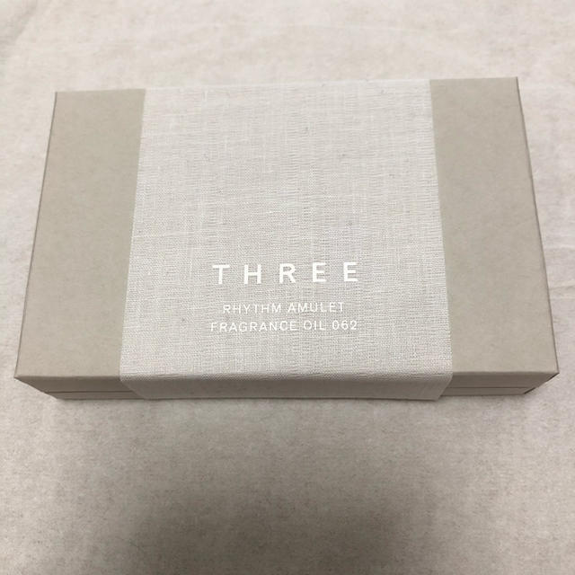 THREE(スリー)のTHREE フレグランスオイル コスメ/美容の香水(香水(女性用))の商品写真