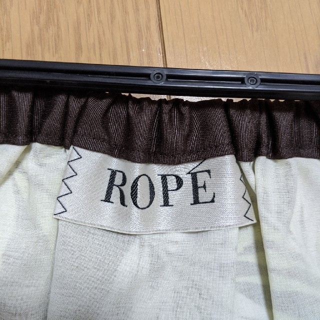 ROPE’(ロペ)の【最終値下げ】ROPE　美品スカート レディースのスカート(ひざ丈スカート)の商品写真