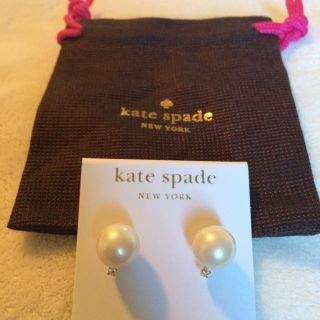 ケイトスペードニューヨーク(kate spade new york)のあーまー様専用ページ ks パールピアス(ピアス)