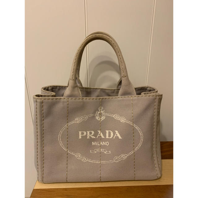 レディースPRADA    カナパ