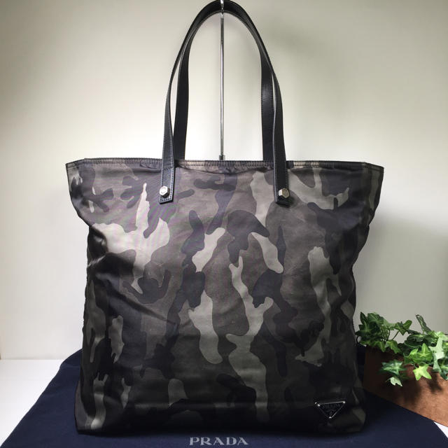 6/24まで限定価格✨Aランク✨PRADA プラダ　カモフラ　トート