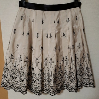 キスミス(Xmiss)のキスミス　刺繍スカート　35(ひざ丈スカート)