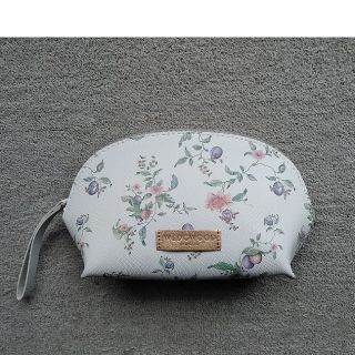 ウェッジウッド(WEDGWOOD)の【新品】★WEDGWOOD ポーチ　エイボン限定品★(ポーチ)