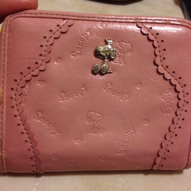 SNOOPY(スヌーピー)の❤️ピンク スヌーピー財布 レディースのファッション小物(財布)の商品写真