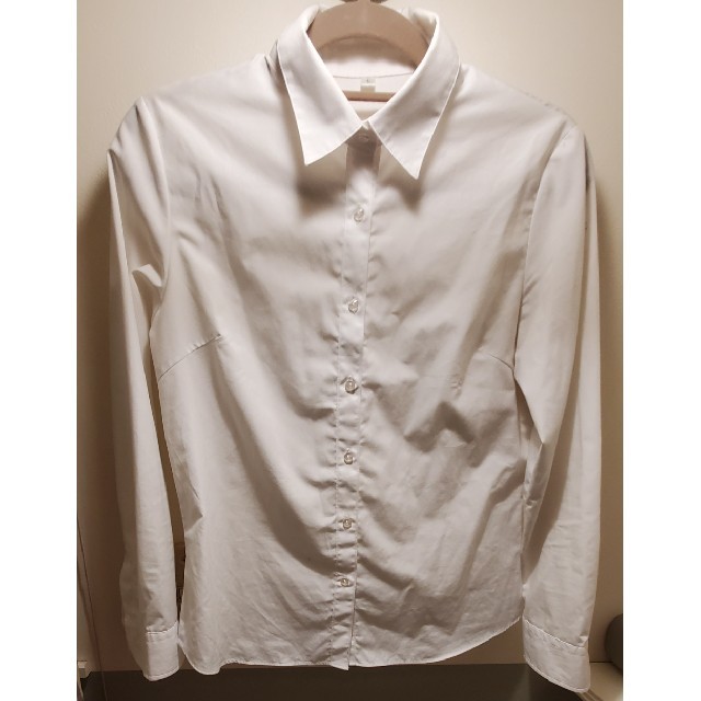 シャツ　ホワイト　Lサイズ レディースのトップス(シャツ/ブラウス(長袖/七分))の商品写真