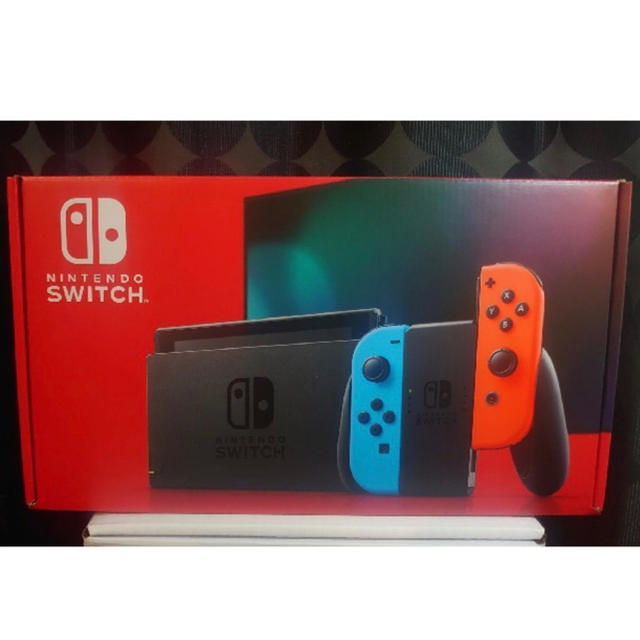 任天堂Switch 本体　ネオン