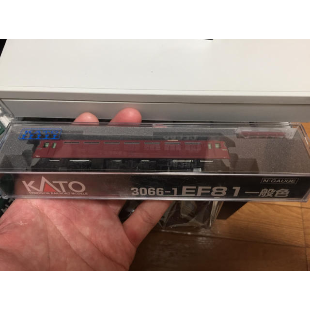 KATO`(カトー)のKATO 3066-1 EF81一般色 エンタメ/ホビーのおもちゃ/ぬいぐるみ(鉄道模型)の商品写真
