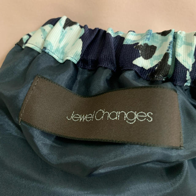 Jewel Changes(ジュエルチェンジズ)のジュエルチェンジズ♡花柄スカート レディースのスカート(ひざ丈スカート)の商品写真
