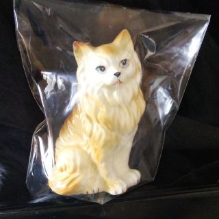 陶磁器　ペルシャ猫(置物)