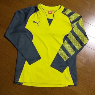 プーマ(PUMA)のプーマ PUMA ボーイズ 140サイズ  プラクティス長袖シャツ(Tシャツ/カットソー)