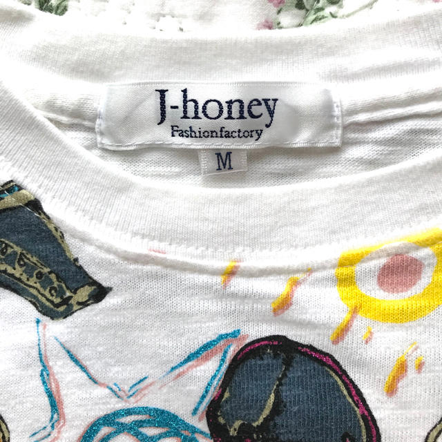 【美品】J-honey ★カラフルなシューズ柄のTシャツ レディースのトップス(Tシャツ(半袖/袖なし))の商品写真