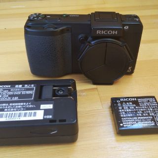 リコー(RICOH)のRICOH GX200  kiwa様専用(コンパクトデジタルカメラ)