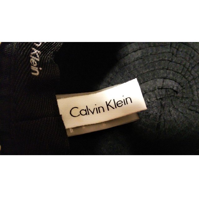 Calvin Klein(カルバンクライン)の【新品未使用】カルバンクラインの帽子!! レディースの帽子(麦わら帽子/ストローハット)の商品写真