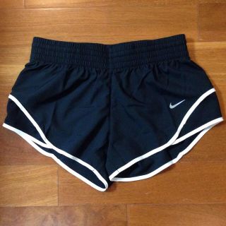 ナイキ(NIKE)のmiri 様  専用(陸上競技)